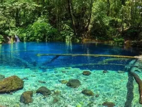 Danau Kaco, Wisata Alam dengan Sentuhan Legenda yang Memikat di Kerinci